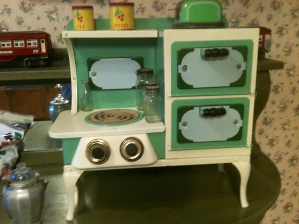 Check Out These Stove Toy Sets! What Sets Did You Play With? Check Out These Stove Toy Sets! What Sets Did You Play With?