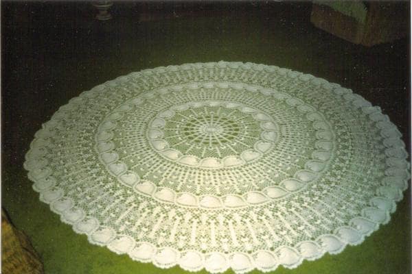 Doilies, TableCloths And Embellishments: Vintage/Antique Crochet Is So Beautiful! Doilies, TableCloths And Embellishments: Vintage/Antique Crochet Is So Beautiful!