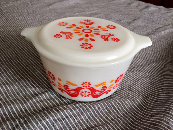 Antique Spotlight: Pyrex Kitchenware Antique Spotlight: Pyrex Kitchenware