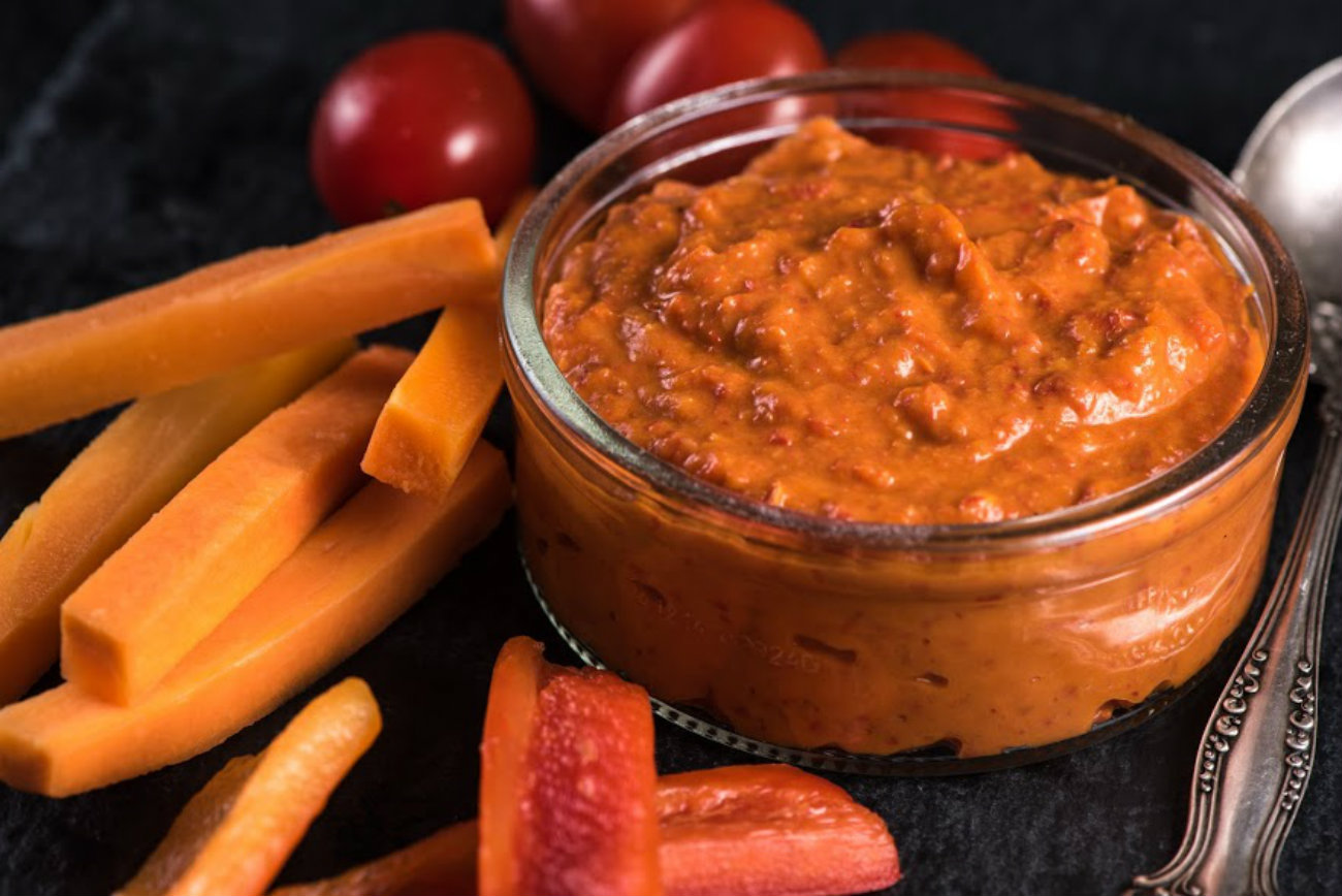 Sriracha Roasted Carrot Dip 12 Tomatoes