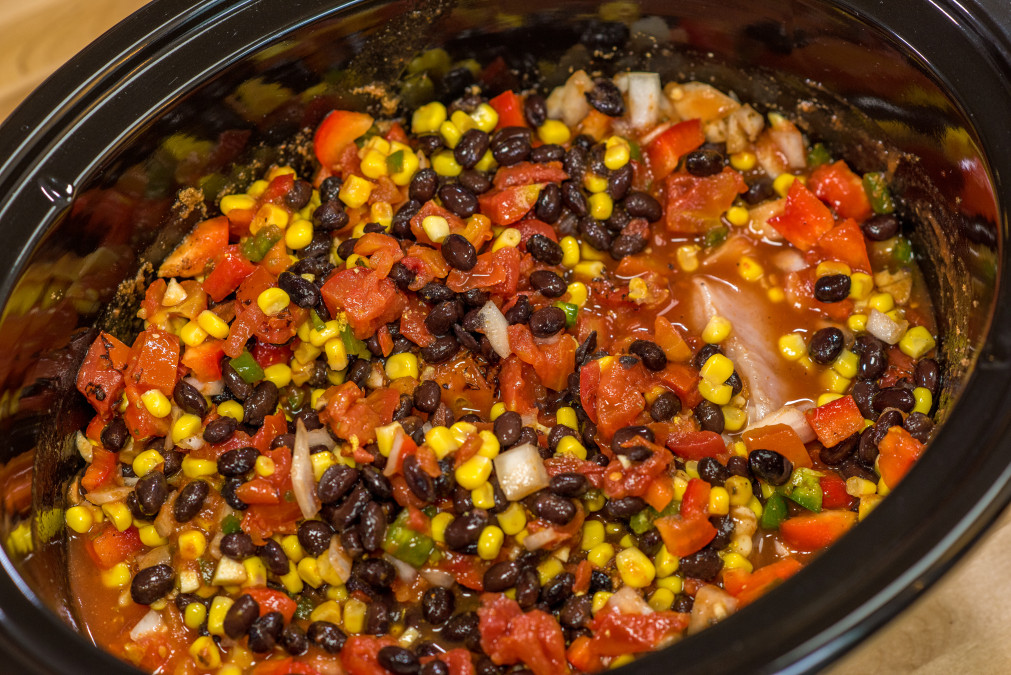 Healthy Slow Cooker Chicken Chili 12 Tomatoes