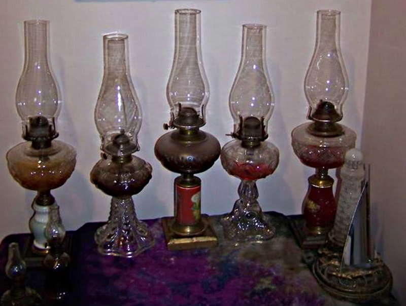 Antique Spotlight: Collecting And Caring For The Beautiful Oil Lamps Of The Past! – Dusty Old Thing
