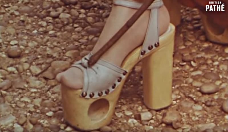 From: Youtube / Vintage Fashions