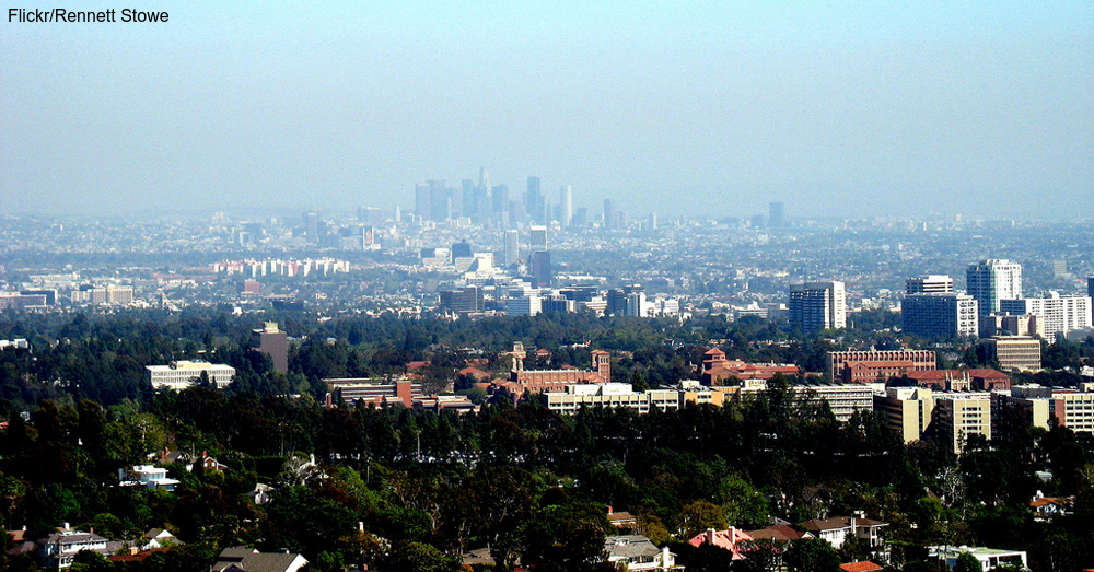 Los Angeles / Via Rennett Stowe