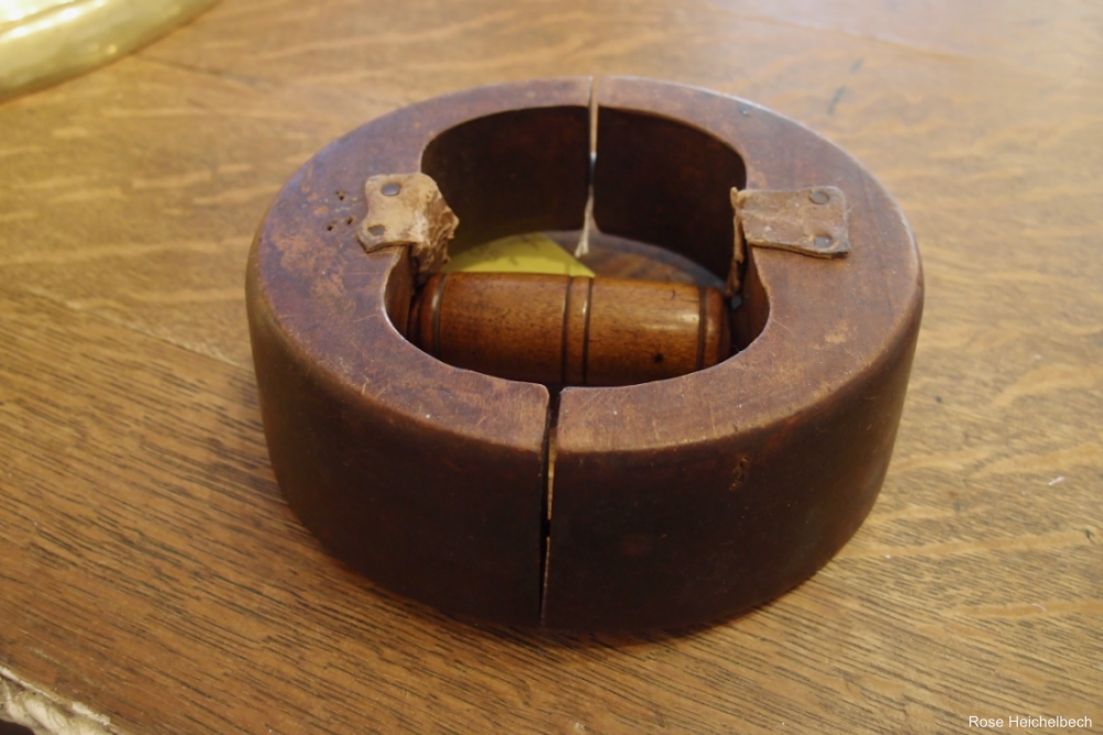 Hat Band Stretcher