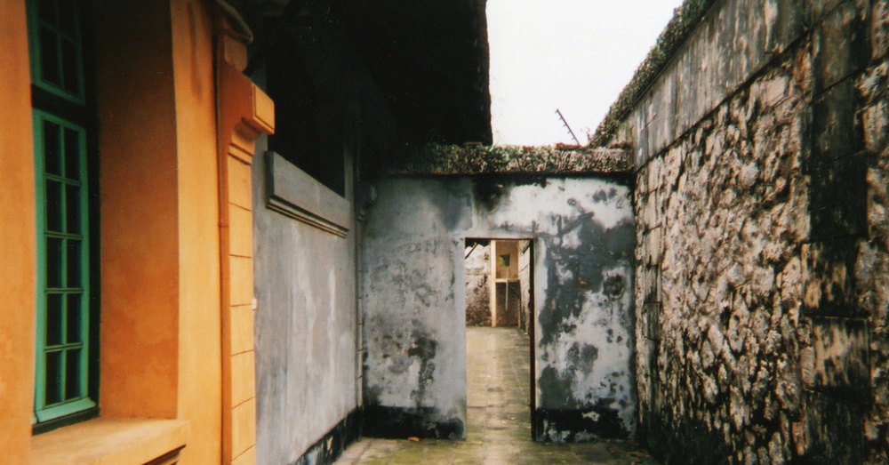 The Hoa Lo Prison in Vietnam, infamously known as the Hanoi Hilton / Via Flickr user Geraldford