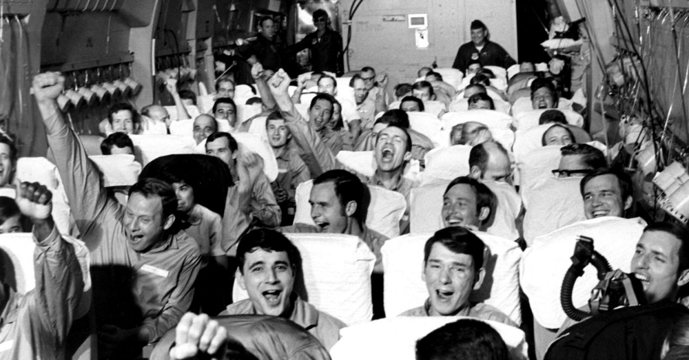 U.S. POWs returning from Hanoi, Vietnam / Via The U.S. Air Force