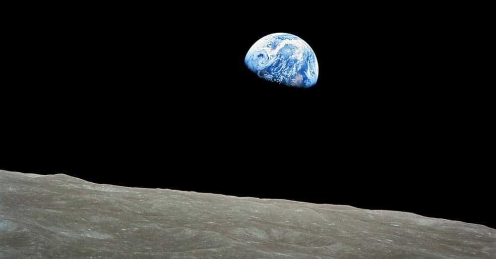 Picture of Earth taken during the Apollo 8 mission / Via NASA / Bill Anders