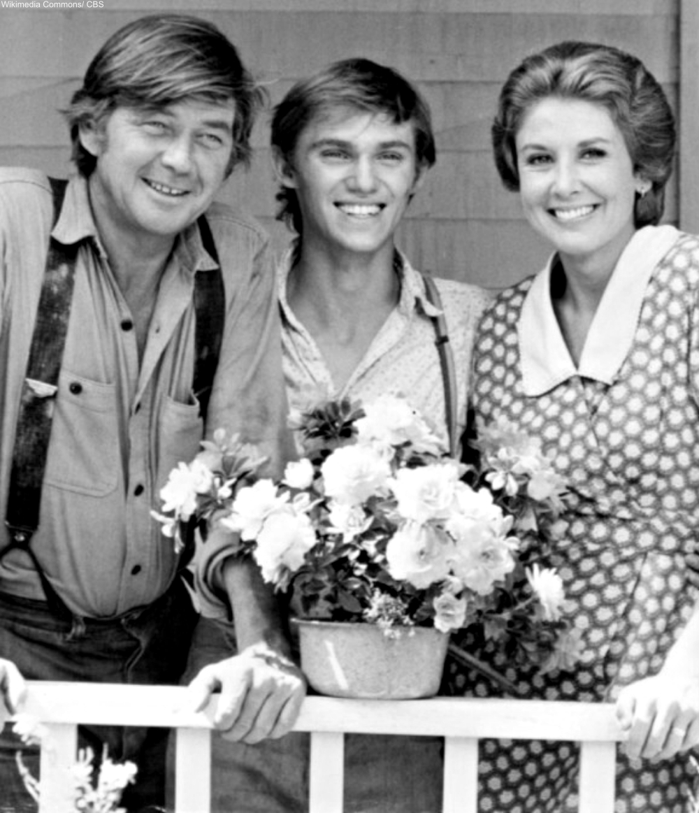 Our favorite TV moms!