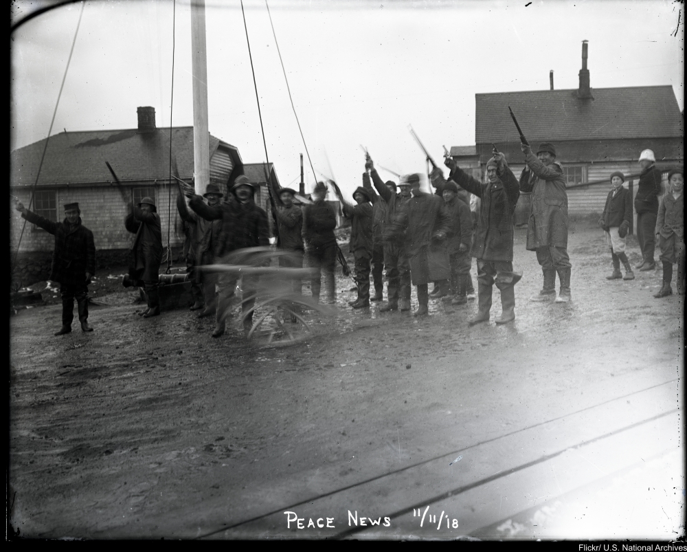 The Settling of Alaska in Iconic Photographs