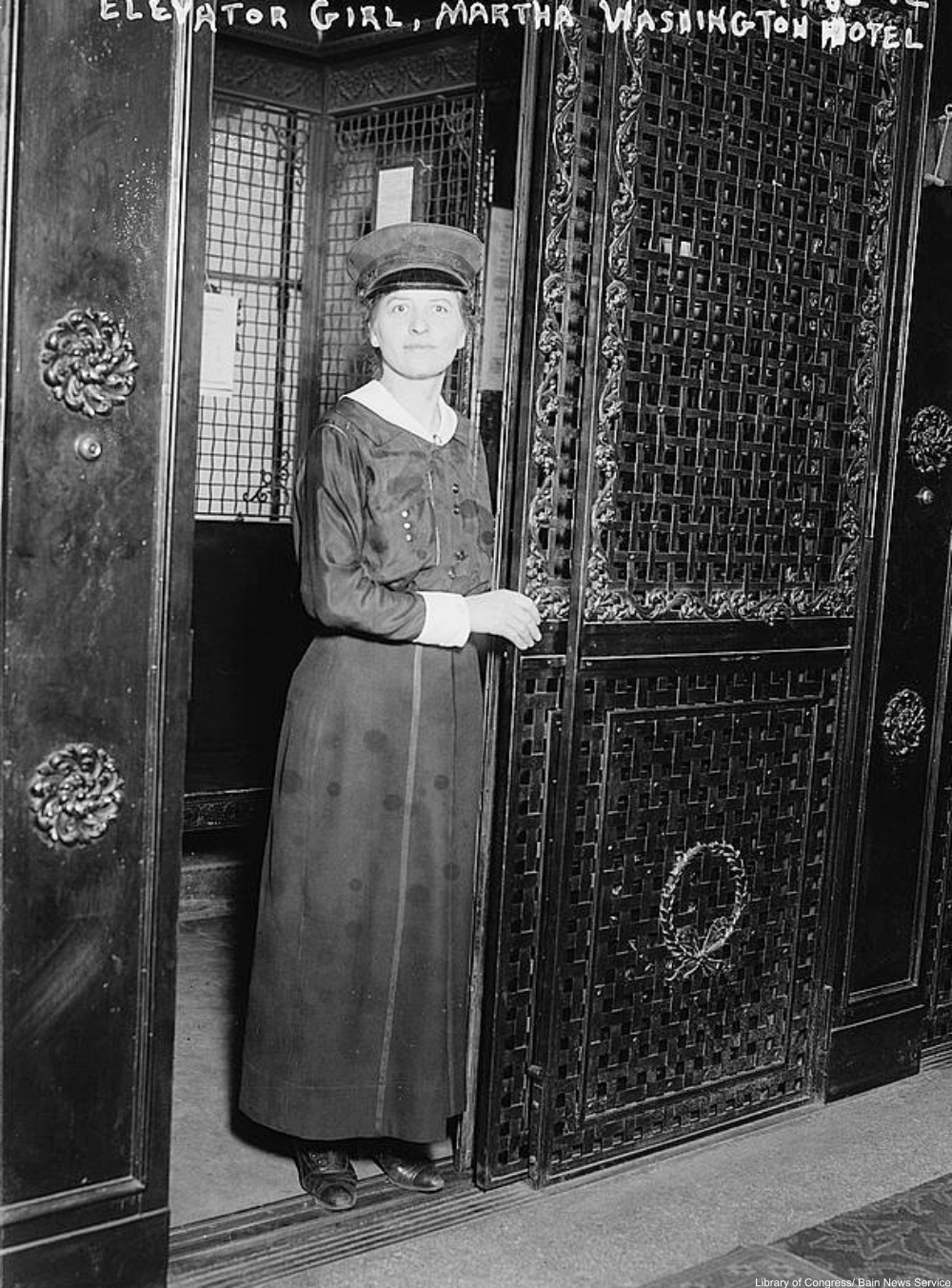 The Real Life Gibson Girls of the Day in Photographs