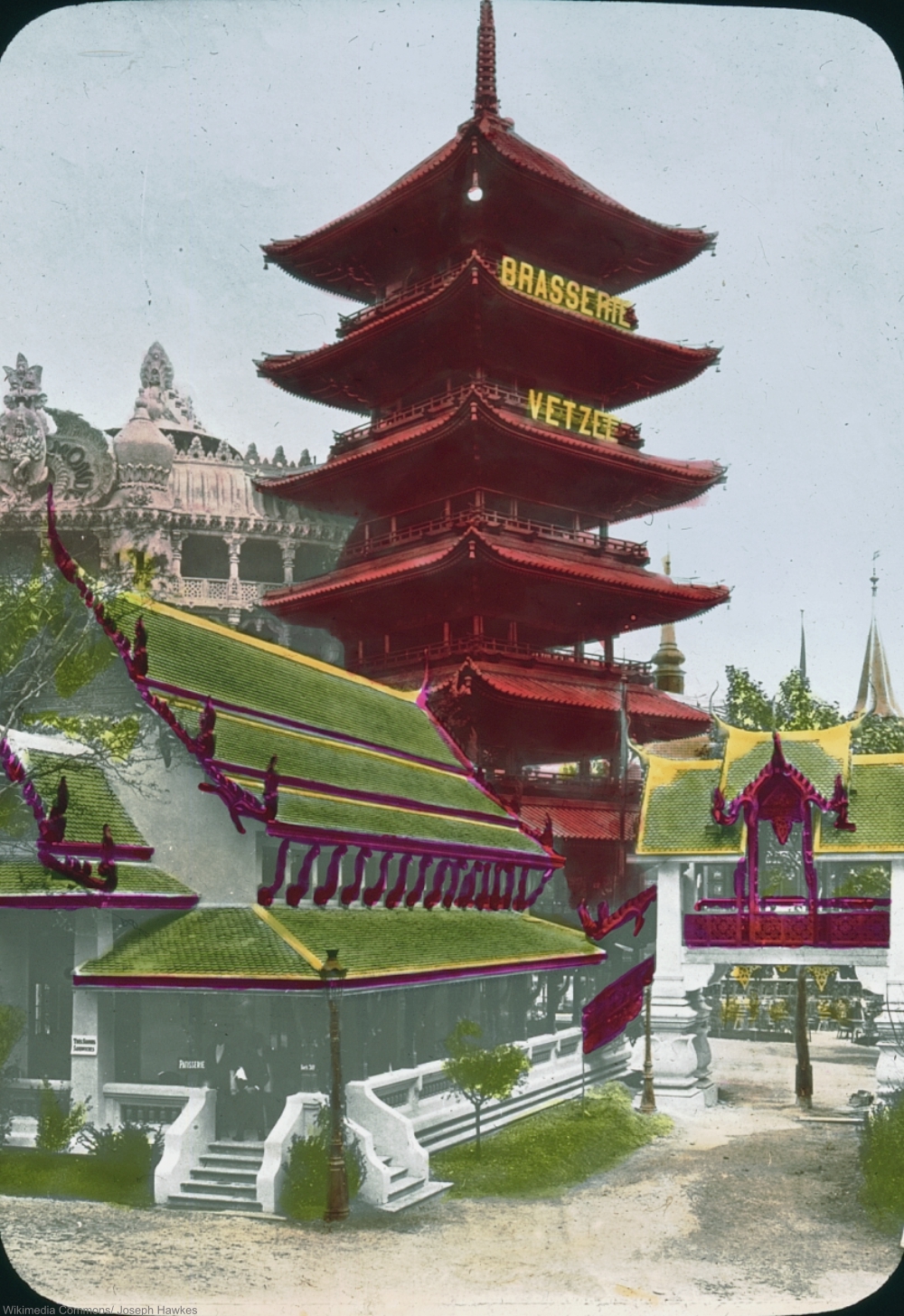 Take a Peak Into the Paris World's Fair of 1900