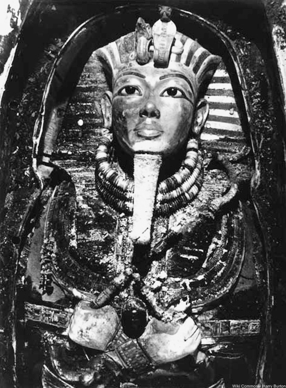 6 Incredibly Rare Photos of the Discovery of King Tut's Tomb