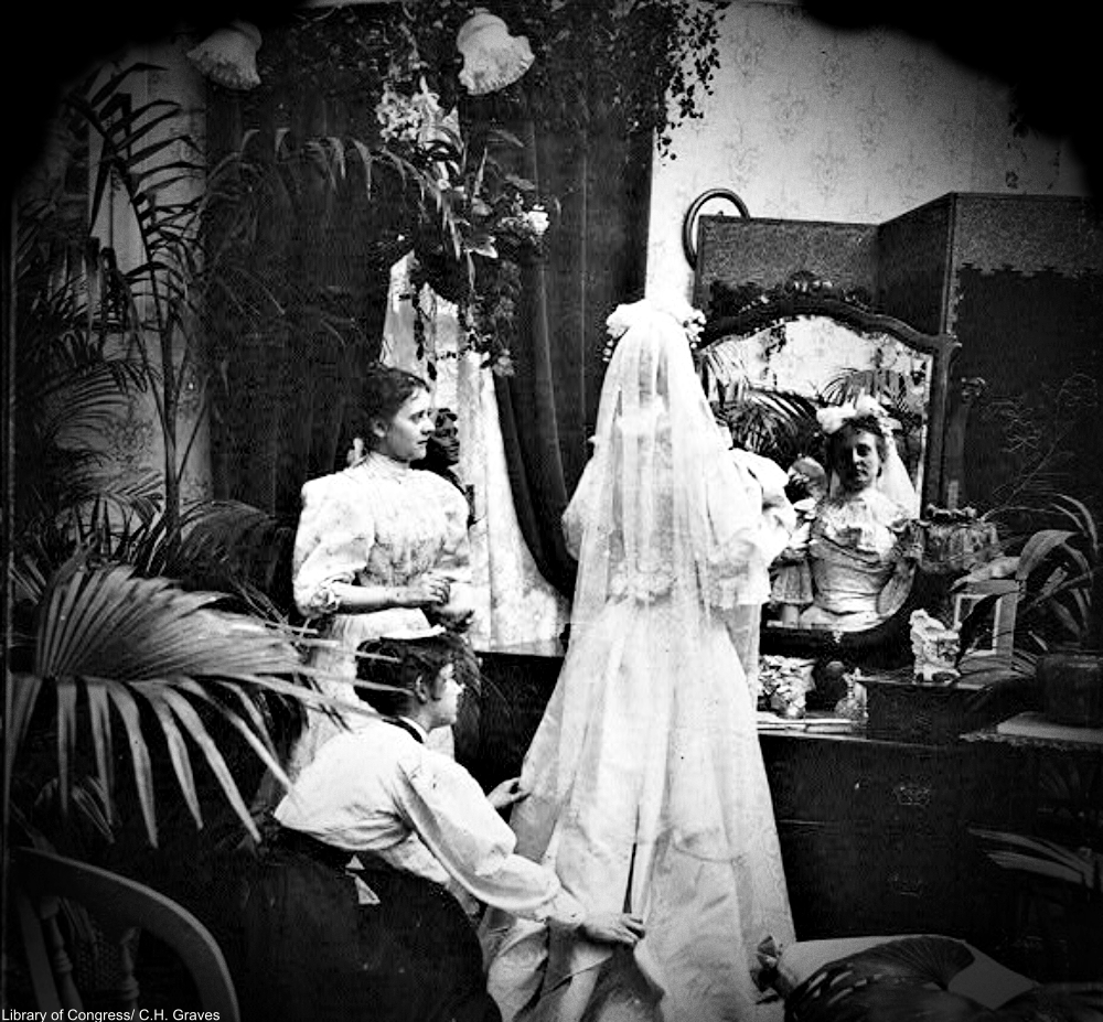 1901 bride and family. Via/ Library of Congress