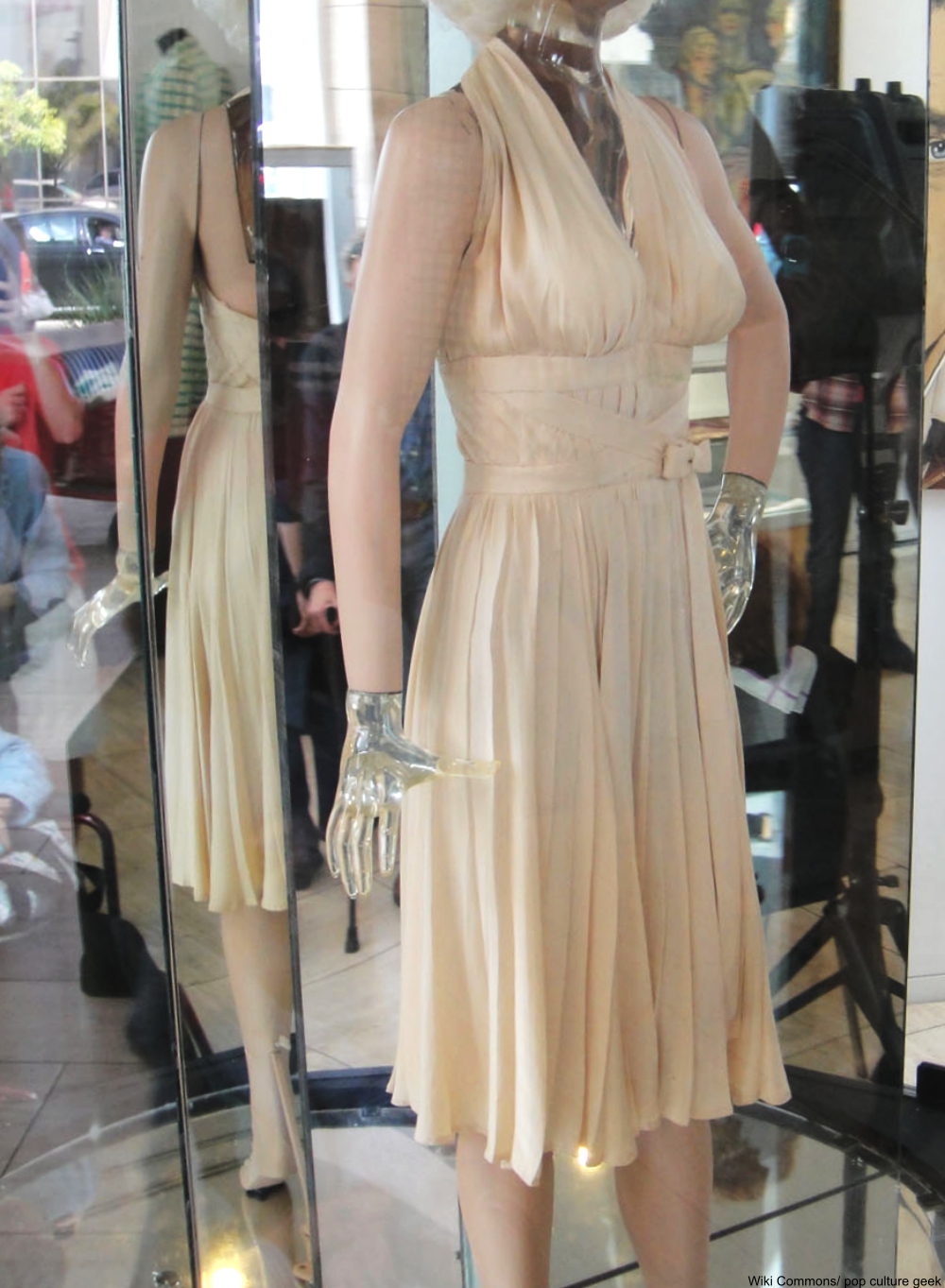 Incredible Facts Behind Your Favorite Movie Costumes