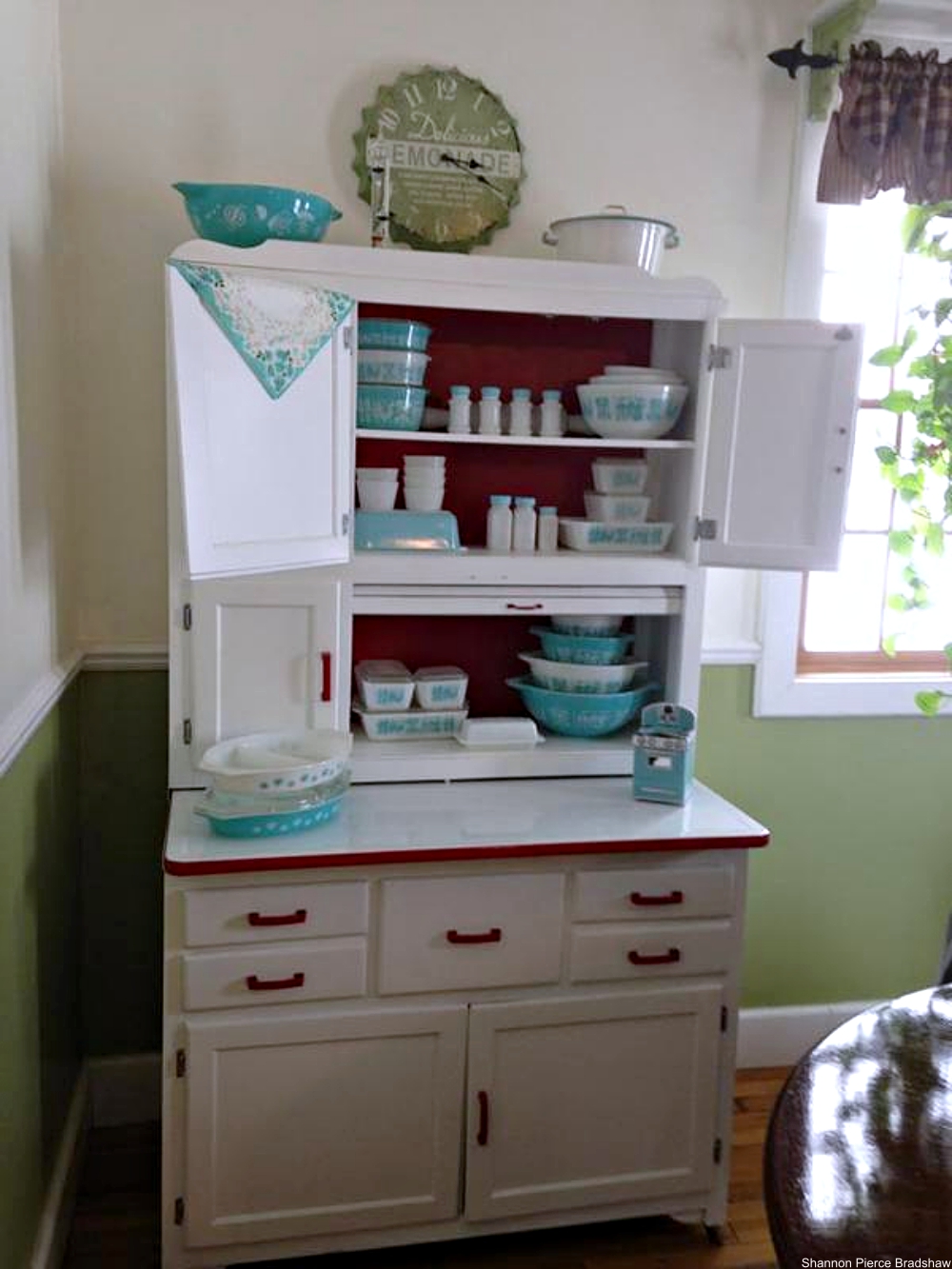 Our 10 Favorite Collectibles and Antiques