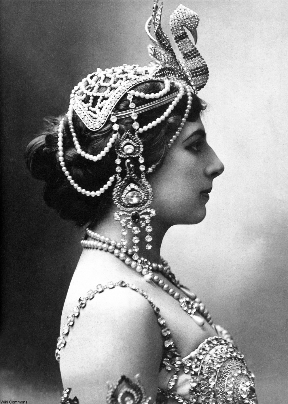 The Wild Story of Mata Hari