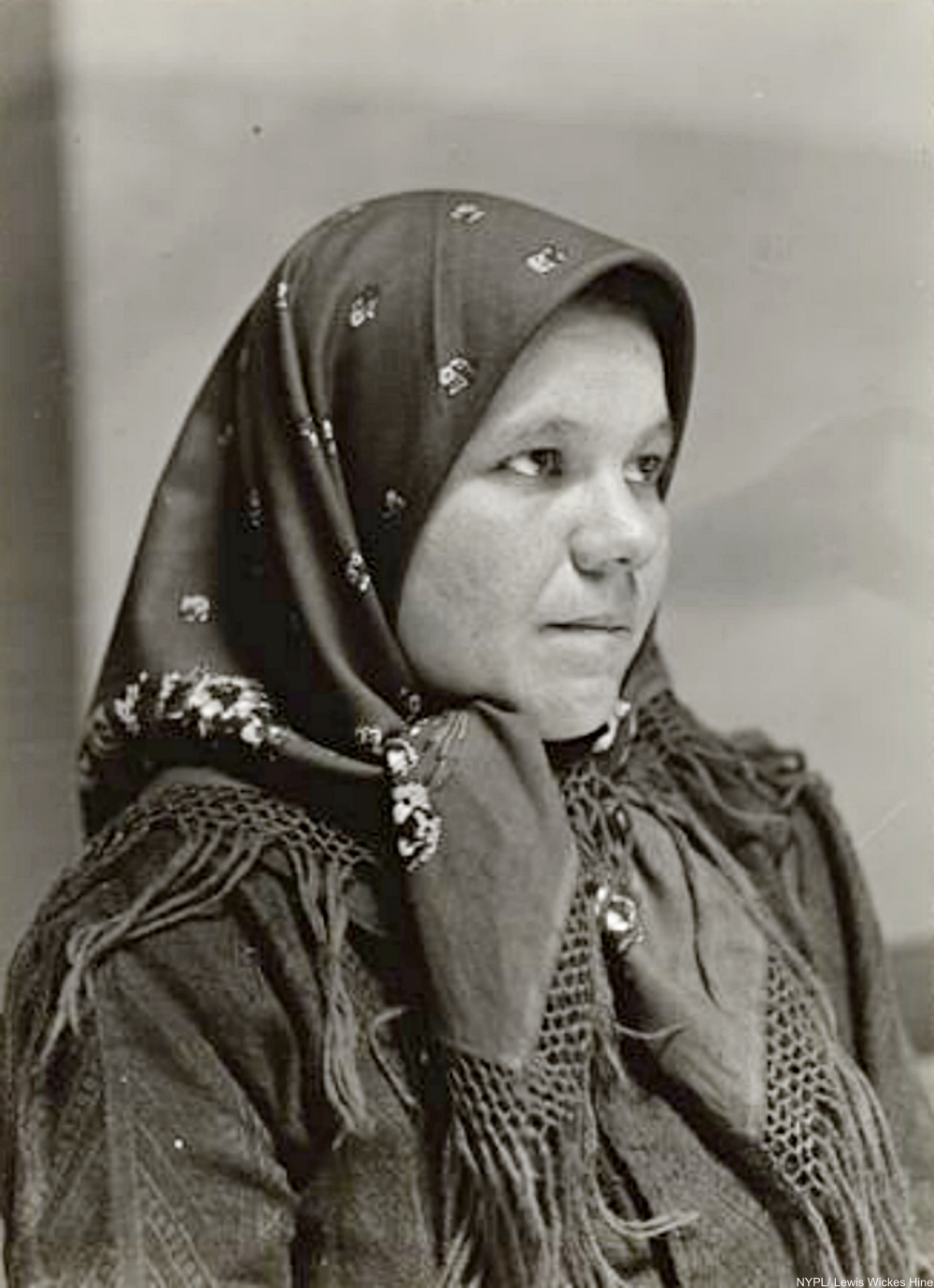 Incredible Photos of Immigrants at the Turn of the Century