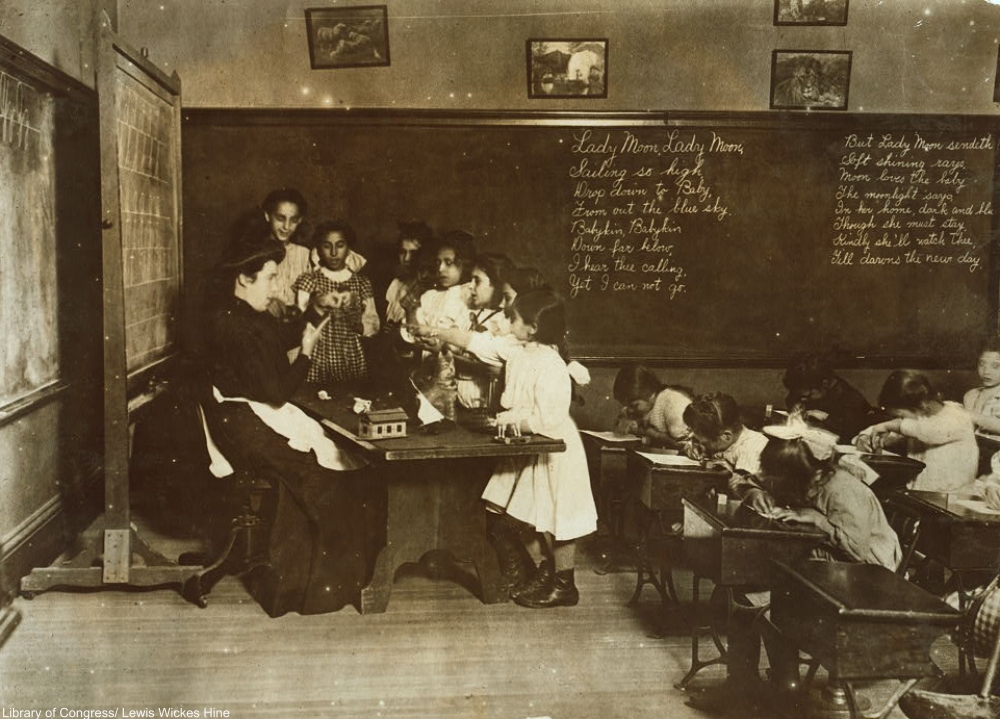 Incredible Photos of Immigrants at the Turn of the Century