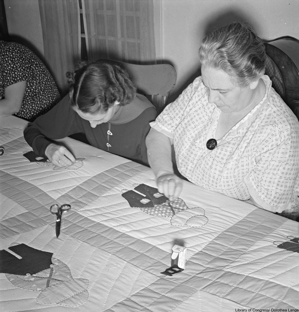 Sunbonnet Sue and Holly Hobbie- The Origin of an Icon