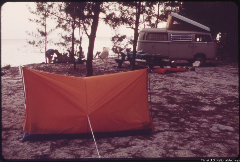 15 Vintage Photographs of VWs in Action