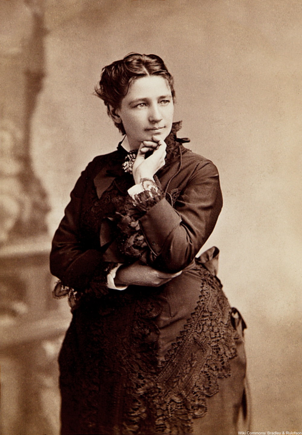 Meet The Free-Lovin Wall Street Broker Who Was Also the First Woman to Run for President
