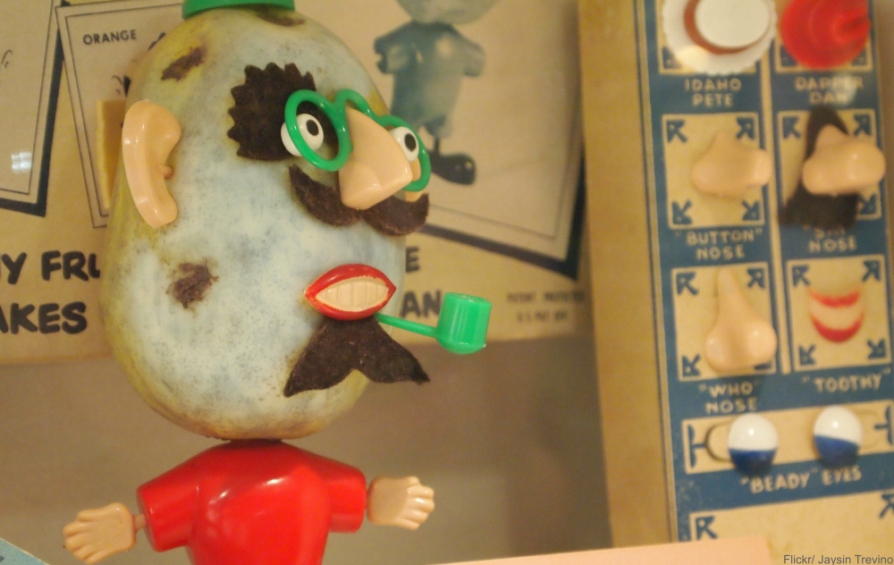 12 Toys from the '50s & '60s That Have Never Gone Out of Fashion