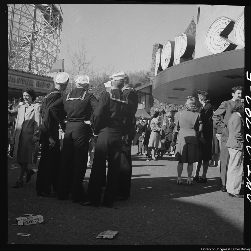 A Trip to the Glen Echo Amusement Park in 1943