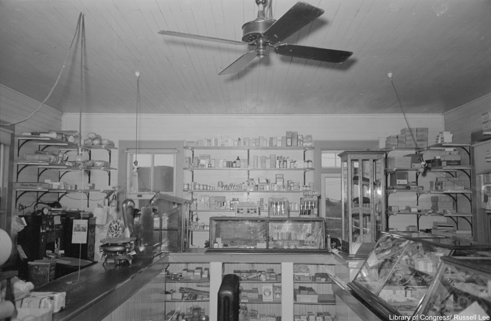 15 Photos Inside the Old General Stores of Yesteryear
