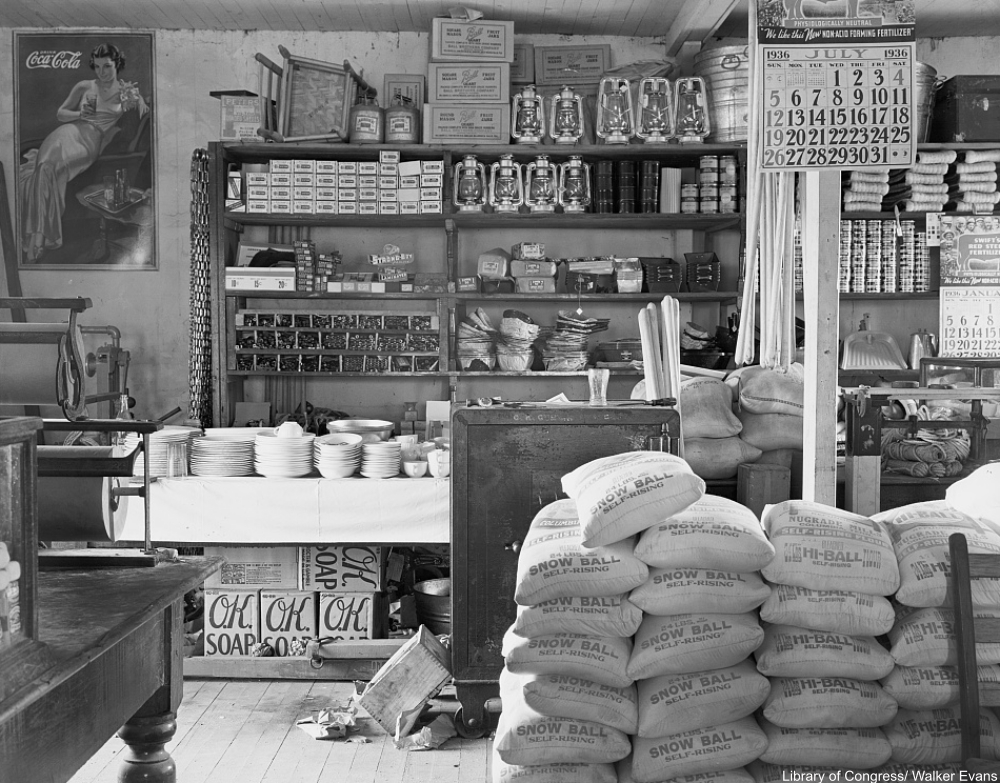 15 Photos Inside the Old General Stores of Yesteryear