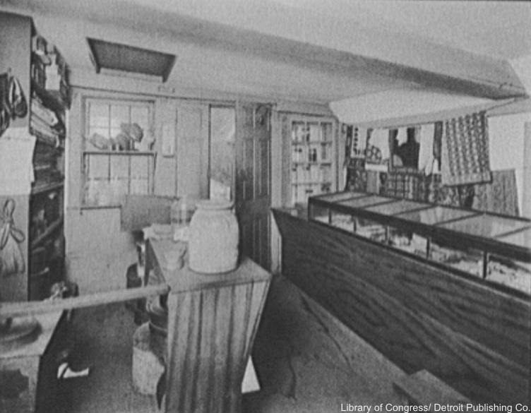 15 Photos Inside the Old General Stores of Yesteryear