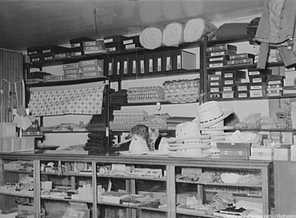 15 Photos Inside the Old General Stores of Yesteryear