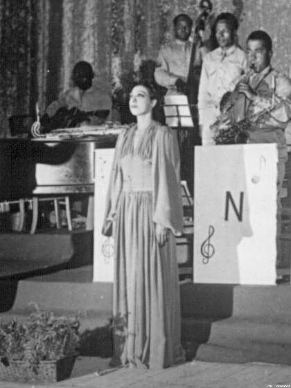 Style Icons We Still Adore- Josephine Baker