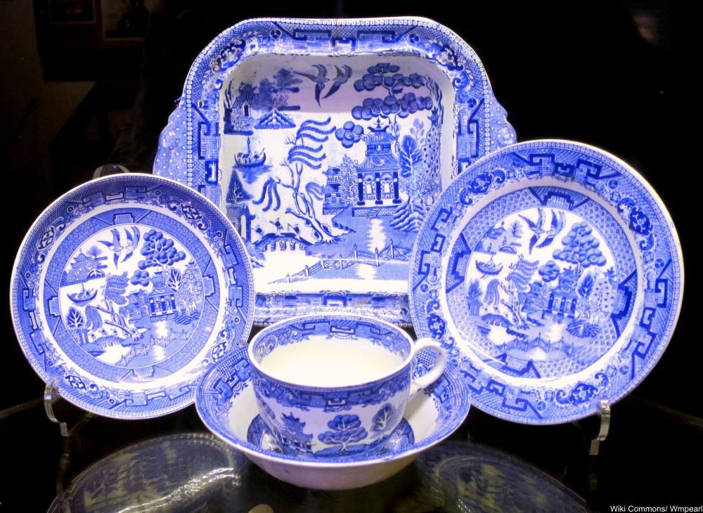 10 Things You Didn't Know About Blue Willow China