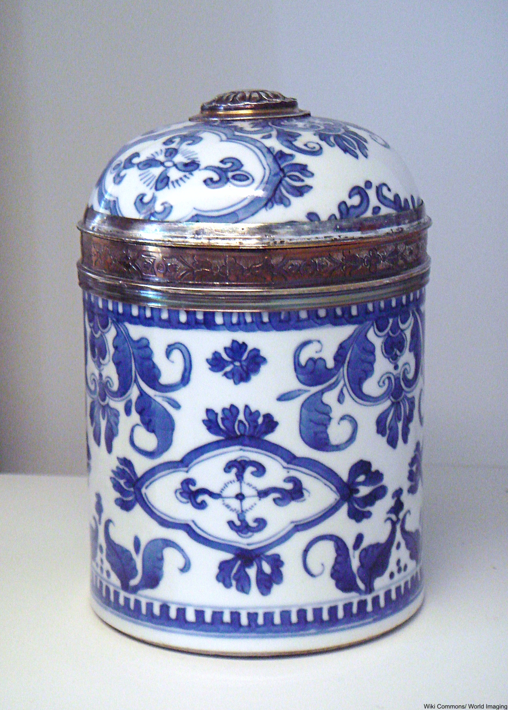 10 Things You Didn't Know About Blue Willow China