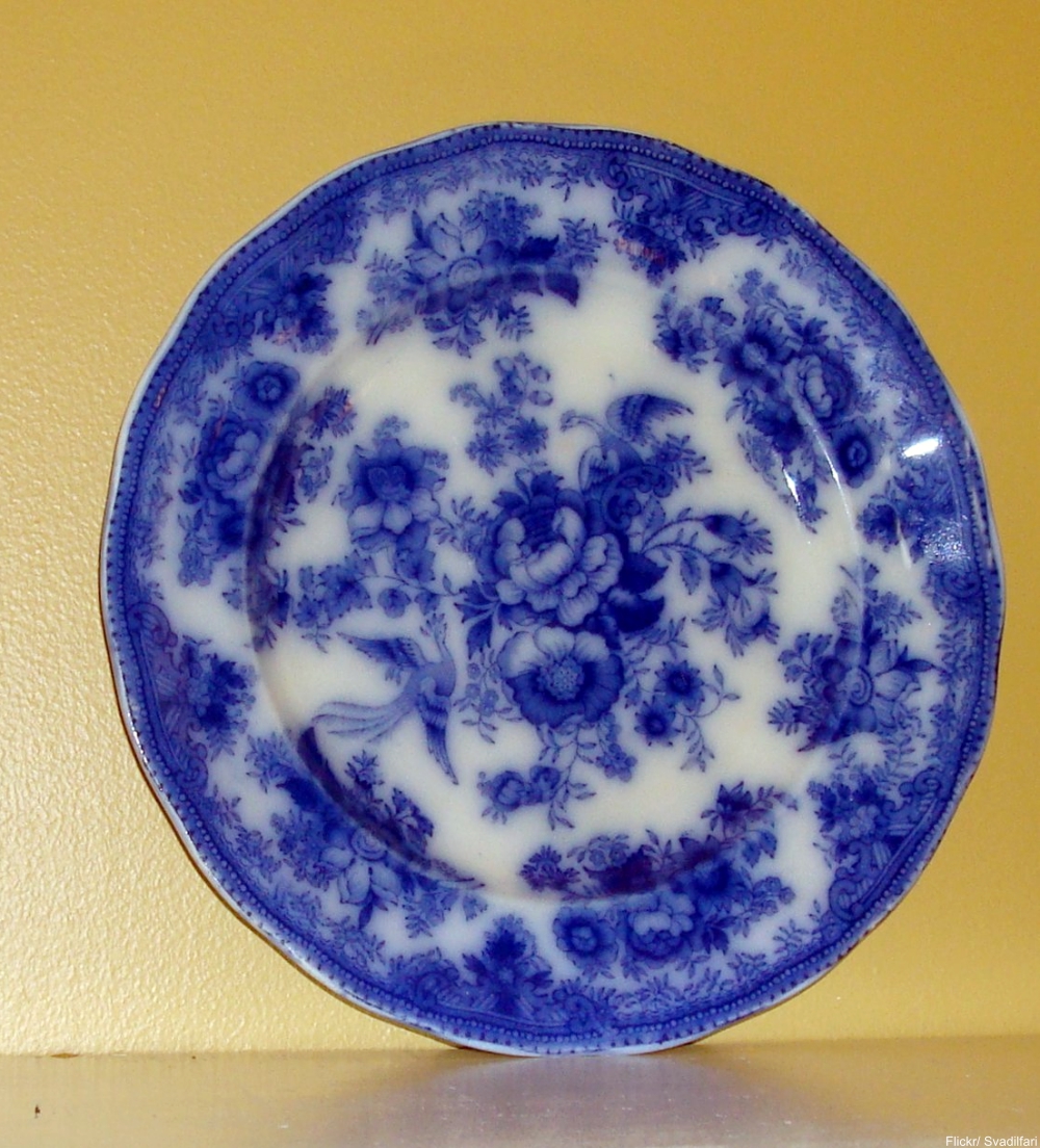 10 Things You Didn't Know About Blue Willow China