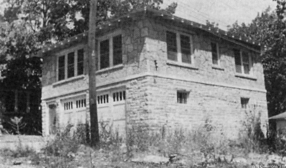 8 Surprising Facts About Bonnie and Clyde