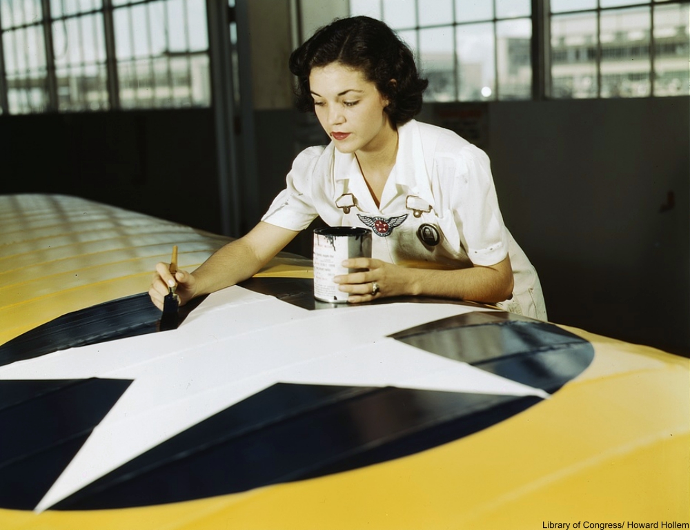 World War II in Stunning Color Photographs