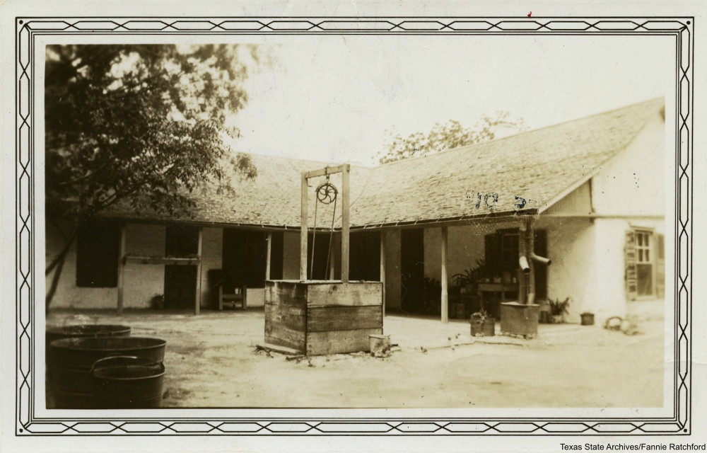 Images from 1930s Photographer Fannie Ratchford Capture the Houses of Old Texas