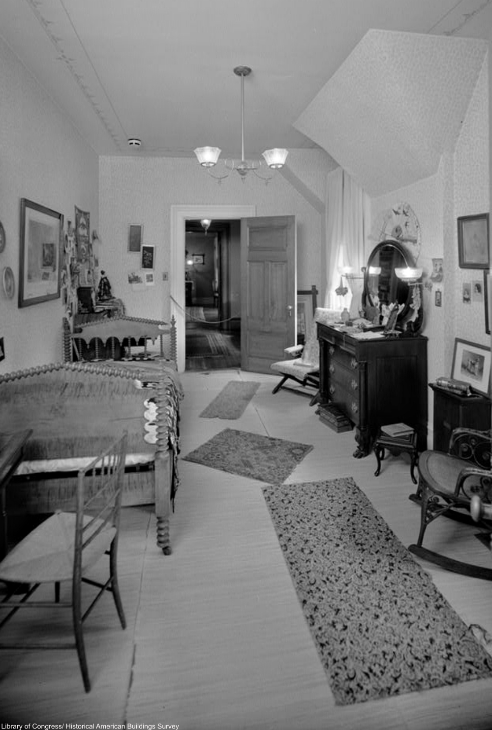 A Detailed Look Inside Mark the Hartford Home of Mark Twain