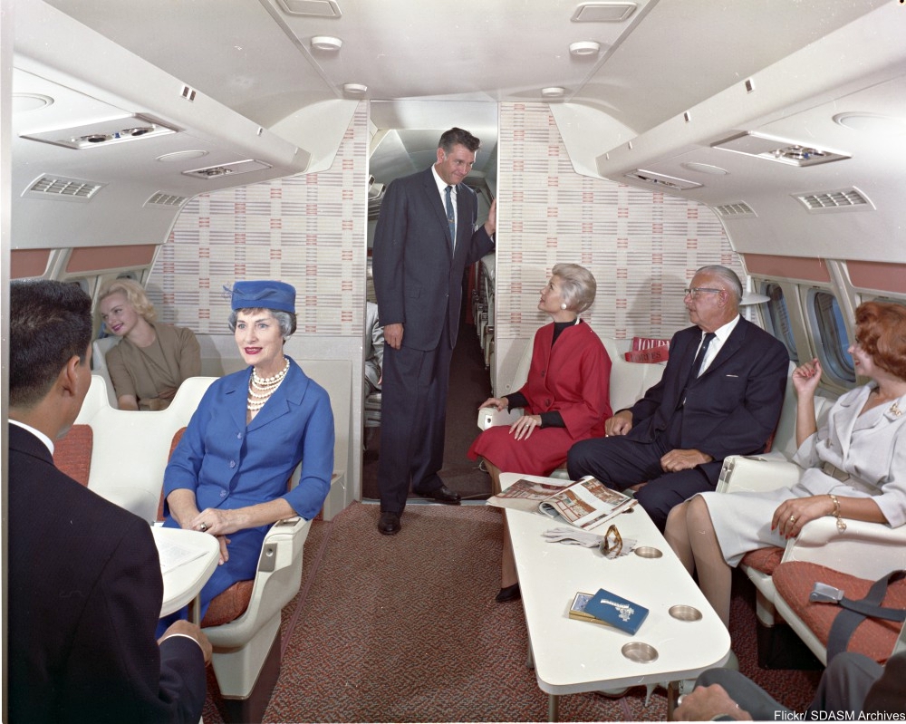 TWA Convair 880 interior showing the modern updates to planes in 1960