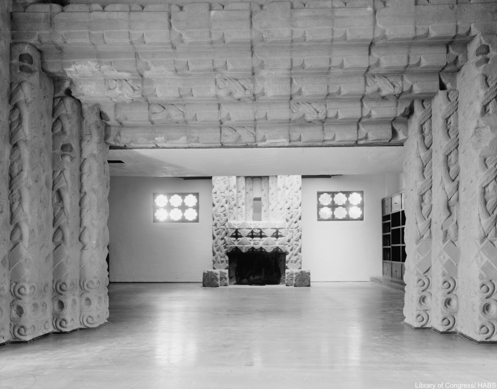 Take a Vintage Tour of the Art Deco with a Dark Secret