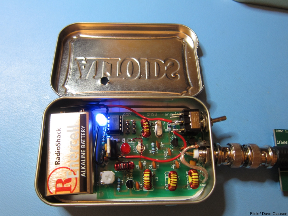 ham radio made from a mint tin