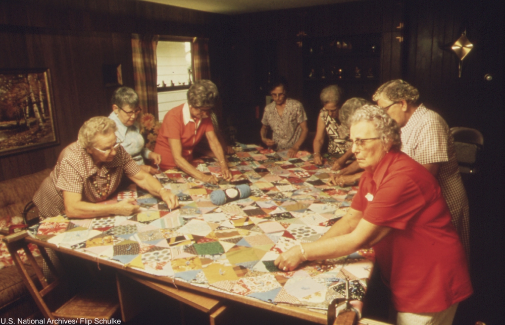 1975 quilting bee