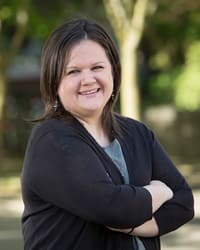 After an 11-year career as a Registered Nurse, Tarra Simmons quit her job to take care of her father. She was rocked when he passed away unexpectedly soon thereafter.
