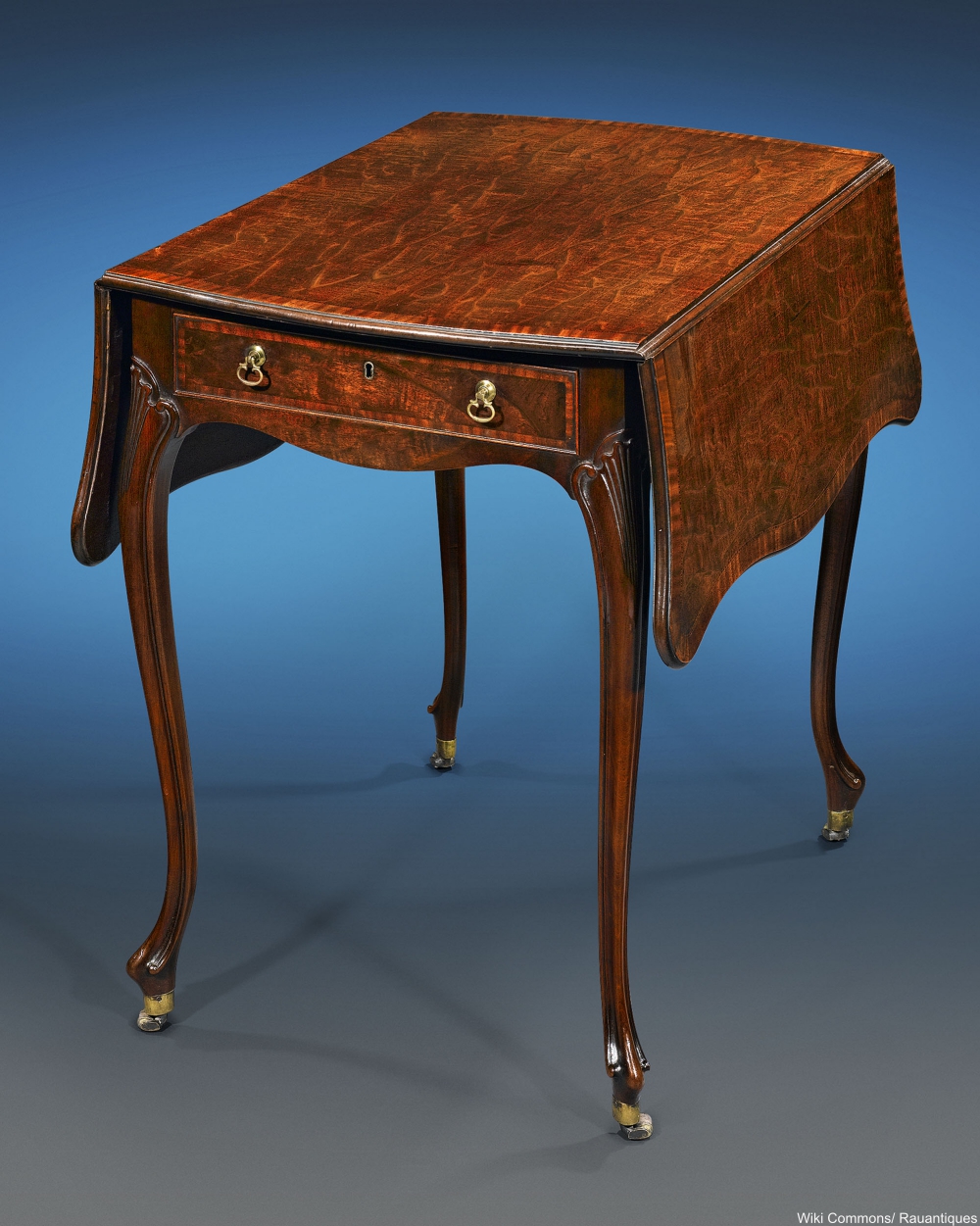 Chippendale Pembroke table