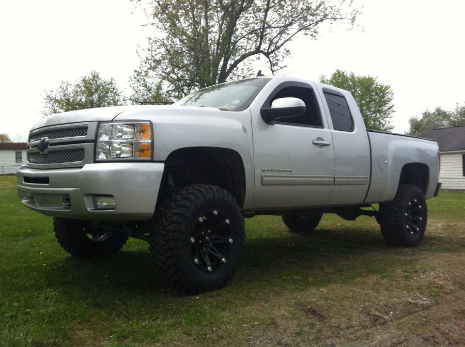 From David: new Silverado. 7.5 and 35-12.50