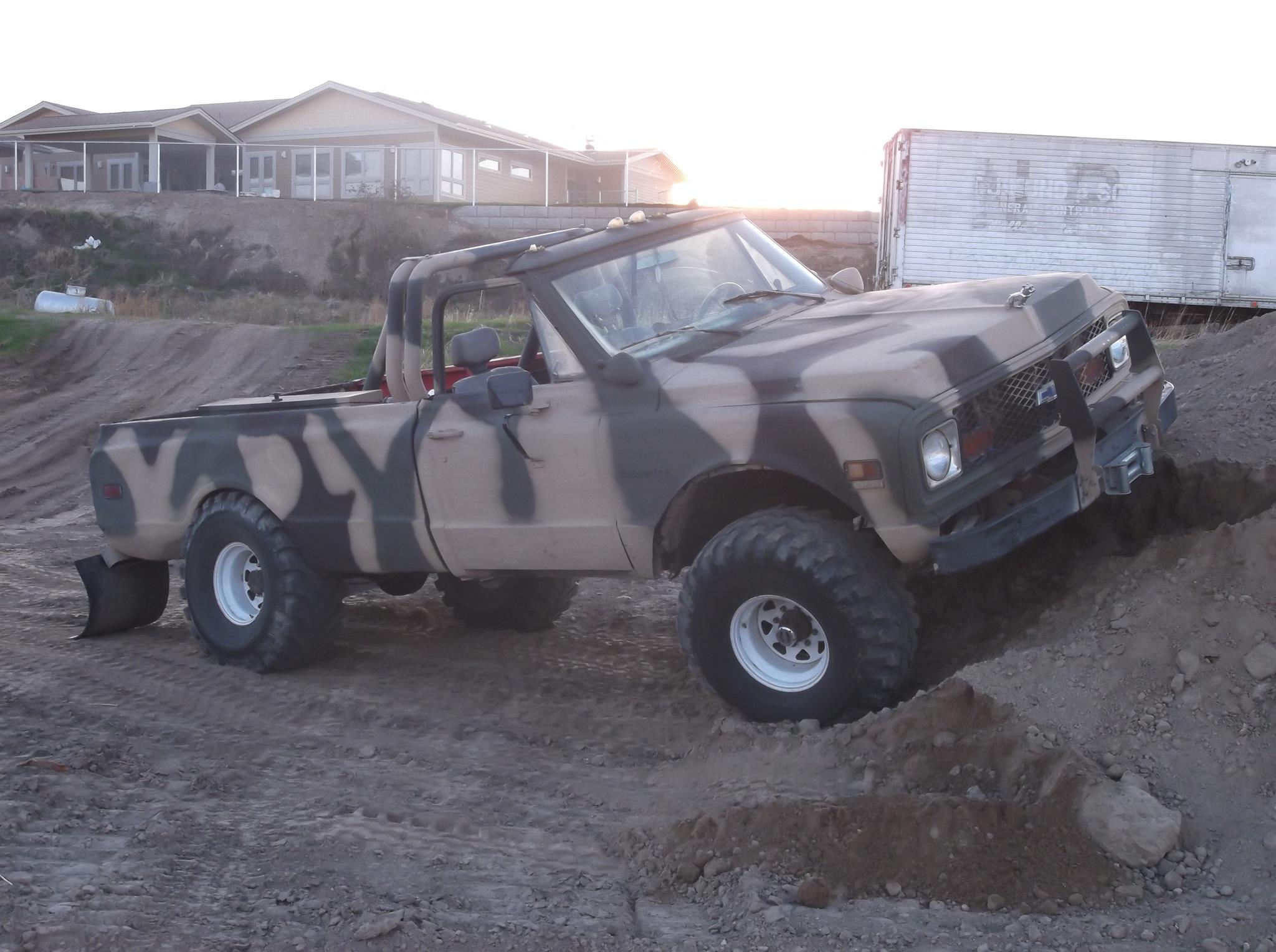 From Shane A. Haws: my 71 k10 mild 350, sm465, np205 with hd d44, eaton full floater with 4.56s and 17-40-15s on 15x10