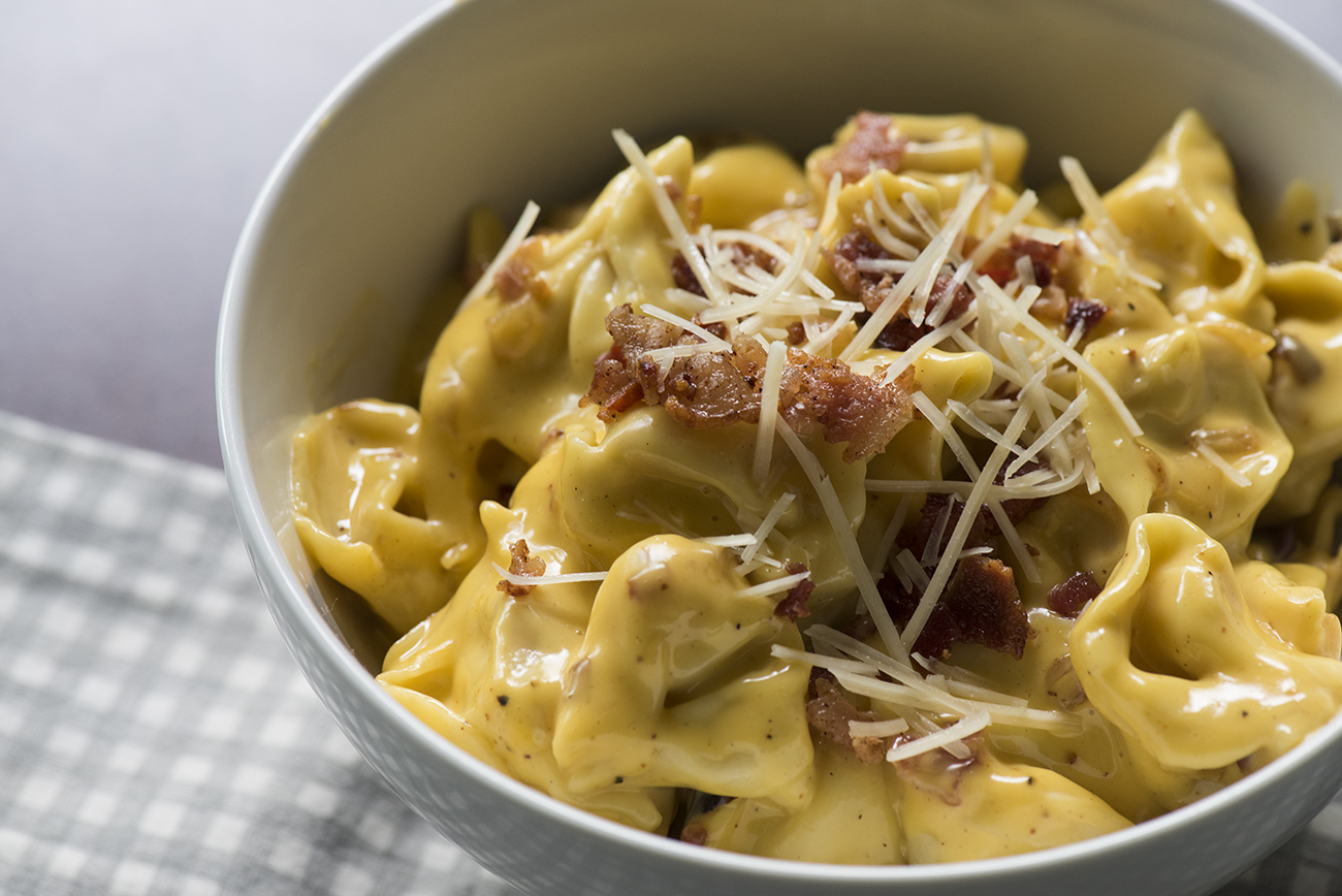 Creamy Tortellini Mac and Cheese 12 Tomatoes