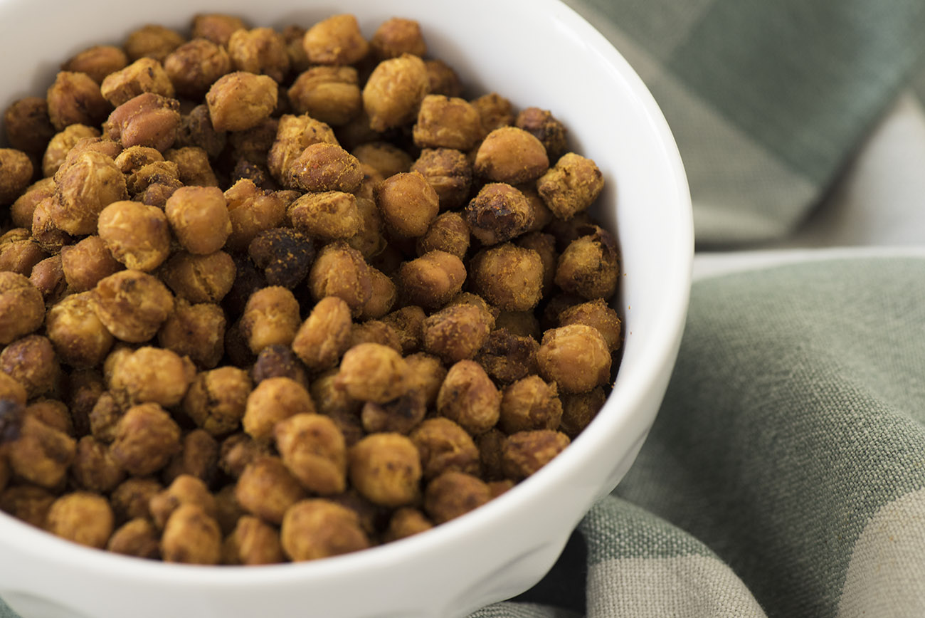 Spicy Curry Roasted Chickpeas Crafty House